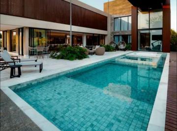 Casa de 4 quartos, Guarujá · Casa com 410 mts², 4 quartos, piscina e churrasqueira em Acapulco - Guarujá SP
