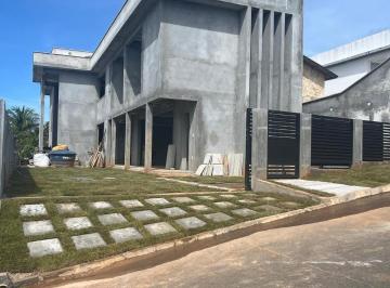 Casa · 39m² · 6 Quartos · 2 Vagas · Casa Padrão em Lauro de Freitas