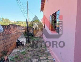Casa · 2 Quartos · 2 Vagas · YOLANDA
