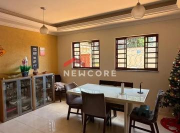 Casa · 370m² · 3 Quartos · 4 Vagas · Casa de Vila em Rua Noruega - Jardim América - Paulínia/SP