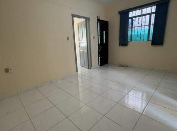 Casa · 135m² · 3 Quartos · 3 Vagas · Casa + edícula à venda com 3 quartos no total e 3 vagas Cerâmica - São Caetano do Sul - SP