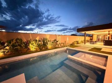 416150449213d33d1ea21387fa9aafd237eb58bb · Casa Térrea terreno de 718m² com 4 suítes,Urbanova, SJCampos