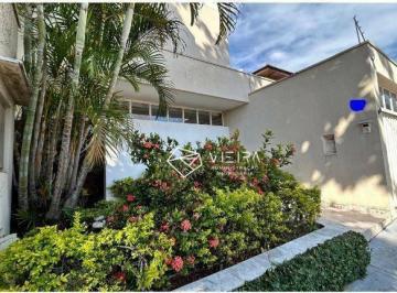 388a6c041ab2c561cfd3b52fb64503e55f75e1cc · Casa com 5 dormitórios à venda, 388 m² - Chácara Urbana - Jundiaí/SP