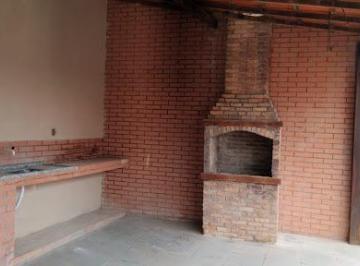 2ec35f101dd0082422e2ca33ac02d8e15a422a37 · CASA COM TERRENO DE 931M² A VENDA A 600 METROS DA ORLA DE IGUABINHA EM ARARUAMA-RJ.