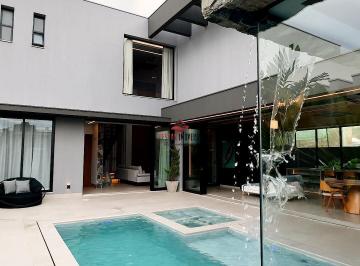 Casa · 335m² · 4 Quartos · 4 Vagas · Sobrado à venda em condominio fechado arts - Uberlândia - mg