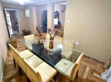 Casa · 250m² · 2 Quartos · 2 Vagas · Sobrado com 2 dormitórios à venda, 250 m² por R$ 750.000 - Vila Ema - São Paulo/SP