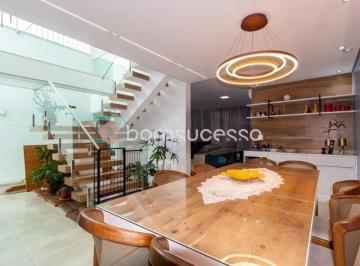 Casa · 300m² · 4 Quartos · 4 Vagas · Sobrado com 4 dormitórios, 300 m² - venda por R$ 2.200.000 ou aluguel por R$ 13.400/mês - Alto da Mo