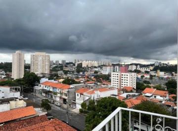 Apartamento de 2 quartos, São Paulo · Apto de 2 dorms com varanda ao lado do portal do Morumbi
