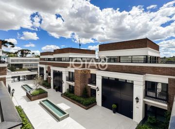 Casa · 226m² · 3 Quartos · 2 Vagas · Casa à venda - em Ahú
