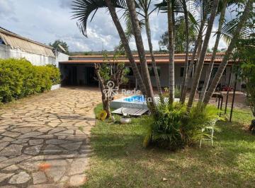 Casa · 140m² · 3 Quartos · 3 Vagas · Oportunidade no Condomínio Contagem