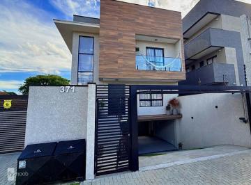 Casa · 153m² · 3 Quartos · 4 Vagas · Sobrado com 3 quartos 1 suíte Bairro Portão