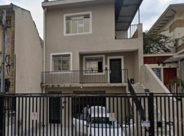 Comercial · 100m² · 1 Vaga · Casa comercial na Rua Paulo Maldi, N. 37 - Sobreloja • 100 m²