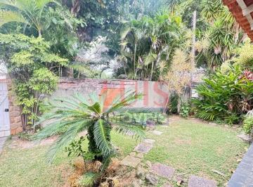 e26c8f1686c334d8b14f0454f4d7c18b3a6d4eb9 · Casa com 3 dormitórios à venda por R$ 1.500.000 - Camboinhas - Niterói/RJ
