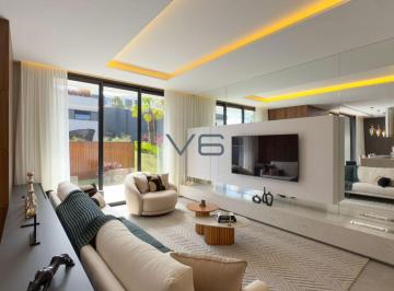 Casa de 4 quartos, Pinhais · Casa de Condomínio em Pinhais | Totalmente Mobiliada 650m² - 4 Quartos, Alto Padrão