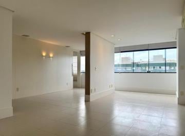Apartamento de 2 quartos, Brasília · SQN 111, Bloco D - Lindo 3 quartos reformado para 2 quartos.