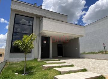 Casa · 200m² · 3 Quartos · 2 Vagas · Casa térrea no condomínio Helena Maria - 3 suítes