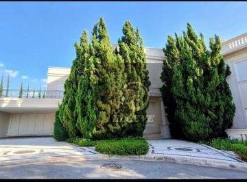 2ed03d4262e6f666834cb2d66e16376493ebf160 · Casa com 3 dormitórios para alugar, 641 m² por R$ 28.042,00/mês - Cidade Santos Dumont - Jundiaí/SP