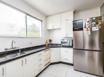 Apartamento de 3 quartos, Curitiba · Apartamento 152m², 3 quartos, 1 suíte, 2 vagas, sacada. Bairro Alto da Glória.