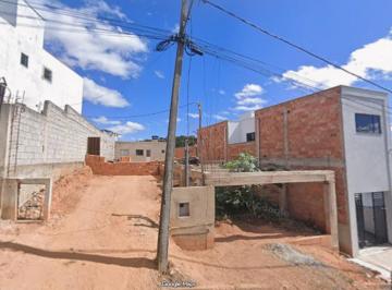 Terreno de 1 quarto, Santa Luzia · VENDE*SE LOTE NO BAIRRO LIBERDADE, LOTE PRONTO PARA CONSTRUIR.