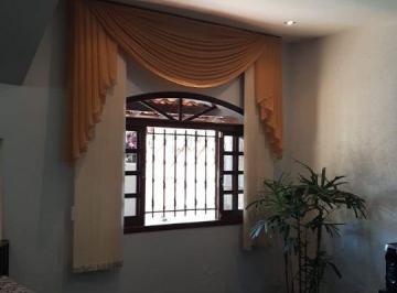 Casa · 4 Quartos · Casa à venda - no Primeiro de Maio