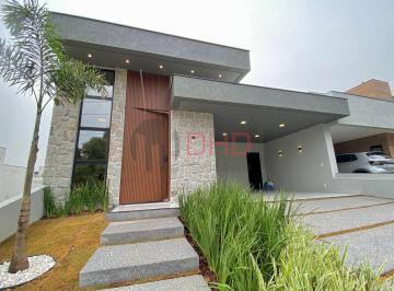 Casa · 275m² · 3 Quartos · 4 Vagas · Condomínio Campos do Conde - Casa com piscina