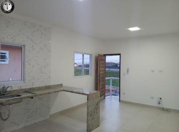 Foto 01 · Imperdível oportunidade: Casa à venda ou locação no Centro de Itanhaém-SP, 2 quartos, 1 sala, 2 banh