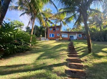 Foto 01 · CASA COM AMPLO TERRENO À VENDA NO JABAQUARA EM ILHABELA - SP