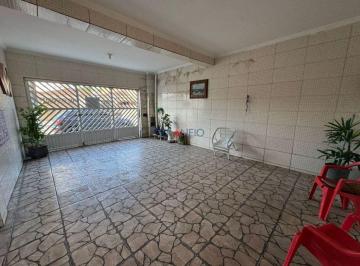 jti5qac2owzjotuyntk0yjk0_md · Casa à venda por R$ 599.000,01 - Vila Guilhermina - Praia Grande/SP