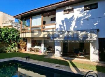 Casa · 539m² · 4 Quartos · 6 Vagas · Sobrado com 6 quartos, sendo 4 suítes no Butantã