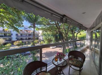 291798.jpg · Excelente apartamento em localização privilegiada com 130m, 2º andar, 3 quartos