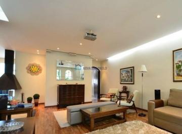 Casa · 261m² · 4 Quartos · 3 Vagas · Amplo sobrado à venda na Vila Clementino! Excelente oportunidade: imóvel espaçoso, com quintal.