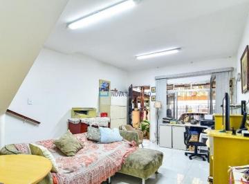 Casa · 107m² · 2 Quartos · 1 Vaga · Excelente sobrado disponível para venda na região da Saúde