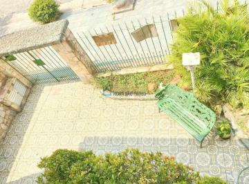 Casa · 360m² · 3 Quartos · 2 Vagas · Sobrado a venda no bairro da Aclimação com 3 dormitórios.