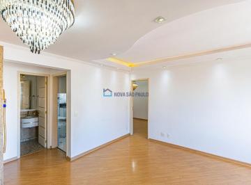 Apartamento · 94m² · 3 Quartos · 2 Vagas · Apartamento com 3 quartos à venda no bosque da Saúde.