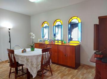 Casa · 230m² · 3 Quartos · 3 Vagas · Casa com 3 quartos 1 suíte, 3 vagas à venda Planalto Paulista.
