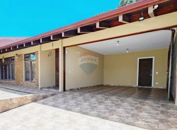 Casa · 269m² · 4 Quartos · 2 Vagas · Casa térrea no Boa vista - 4 quartos, espaço gourmet e edícula