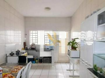 Casa · 800m² · 3 Quartos · 5 Vagas · Casa Ampla à Venda, 800 m², 3 Dormitórios e Excelente Localização no São Quirino