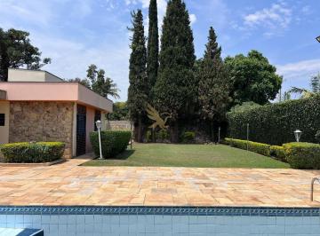 Casa · 428m² · 4 Quartos · 4 Vagas · Casa de 428m² à venda, 4 quartos, 3 banheiros, ampla sala de estar e edícula pod