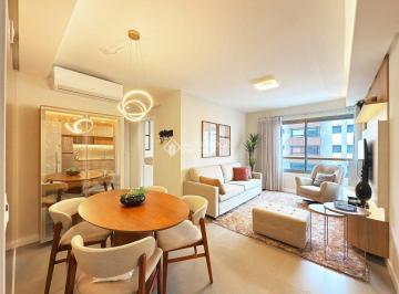 Apartamento · 70m² · 2 Quartos · 2 Vagas · Apartamento de 2 quartos com 2 vagas à venda no bairro Higienópolis em Porto Alegre