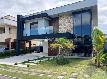 Casa · 265m² · 3 Quartos · 2 Vagas · Casa moderna à venda, 3 suítes(sendo 1 master com closet) - Bairro Rio Vermelho