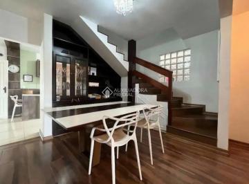 Casa · 239m² · 5 Quartos · 5 Vagas · Auxiliadora Predial aluga Casa de 5 dormitórios,  sendo 3 suítes, no bairro Campeche.