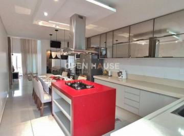 Casa · 200m² · 3 Quartos · 3 Vagas · A cozinha dos sonhos!