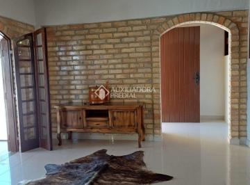 Casa · 240m² · 5 Quartos · Sobrado Completo com Vista para o Mar no Bairro Abraão