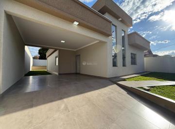 Foto 01 · CASA NOVA, ÓTIMA PADRÃO - COM 470m² DE TERRENO À VENDA NA VILA CASCATA EM ARAPONGAS.