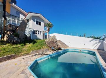 Casa · 325m² · 3 Quartos · 3 Vagas · Casa região tranquila no Altos do Itaguaçu com segurança de qualidade