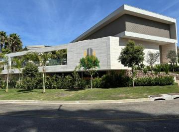 Casa · 4 Quartos · Residência de alto padrão com exclusividade singular.  Elegância e Conforto no Melhor Estilo