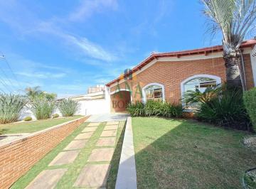 Casa · 3 Quartos · Casa 3 dormitórios