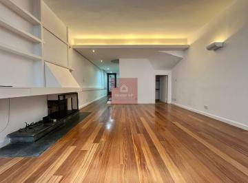 Casa · 95m² · 2 Quartos · 1 Vaga · Charmosa casa de vila para locação 95m² 2 dormitórios 3 banheiros 1 vaga no Jardim Paulista!