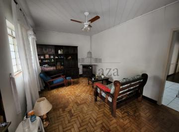 Casa · 351m² · 6 Quartos · 2 Vagas · Casa - Térrea - Jardim São Dimas - 4 Dormitórios + Edícula - 190m².