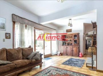 Casa · 385m² · 5 Quartos · 2 Vagas · Casa à venda com 385m², 5 quartos e 2 vagas